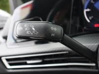 VW Golf VIII Variant 2.0 TDI R-Line