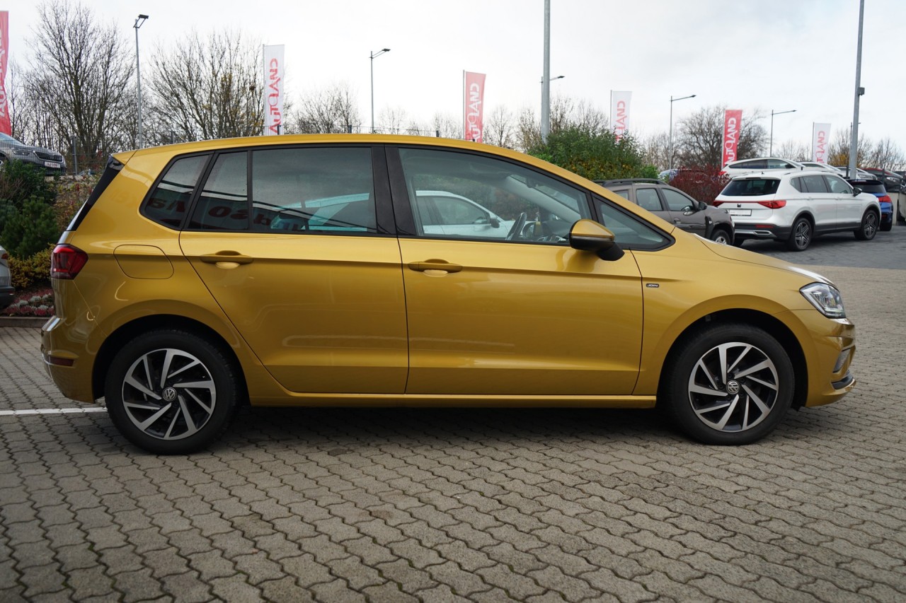 VW Golf Sportsvan VII 1.0 TSI Join