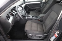 VW Passat Variant 1.6 TDI DSG Comfortline