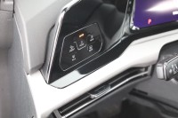 VW Golf VIII Variant 1.5 eTSI DSG