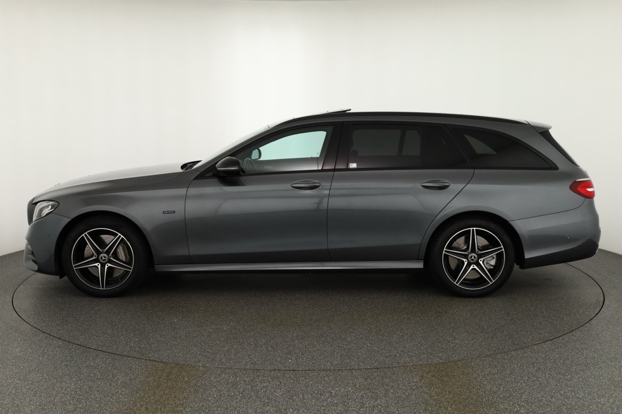 Mercedes-Benz E 300 E300 de T AMG Line