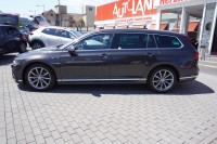 VW Passat Variant 2.0 TDI Elegance R-Line