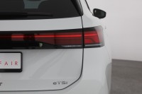 VW Passat Variant 1.5 eTSI DSG