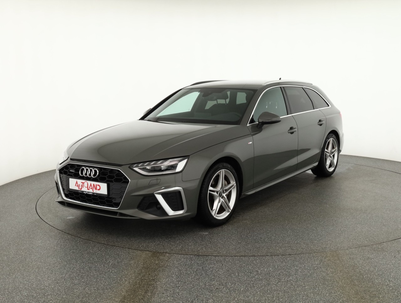 Audi A4 Quattro Avant 40 TDI S-Line quattro Aut.