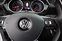 VW Touran 1.5 TSI Highline R-Line