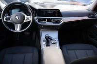 BMW 330 e Advantage