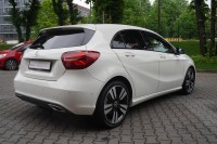 Mercedes-Benz A 220 A220 4Matic Urban 4-Matic 7G-DCT