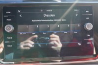 VW Touran 1.5 TSI DSG IQ.DRIVE