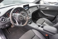Mercedes-Benz CLA 200 AMG Line