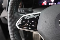 VW Golf VIII 2.0 GTI DSG