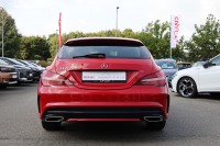 Mercedes-Benz CLA 200 AMG Line