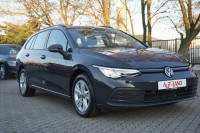 VW Golf VIII Variant 1.0 TSI