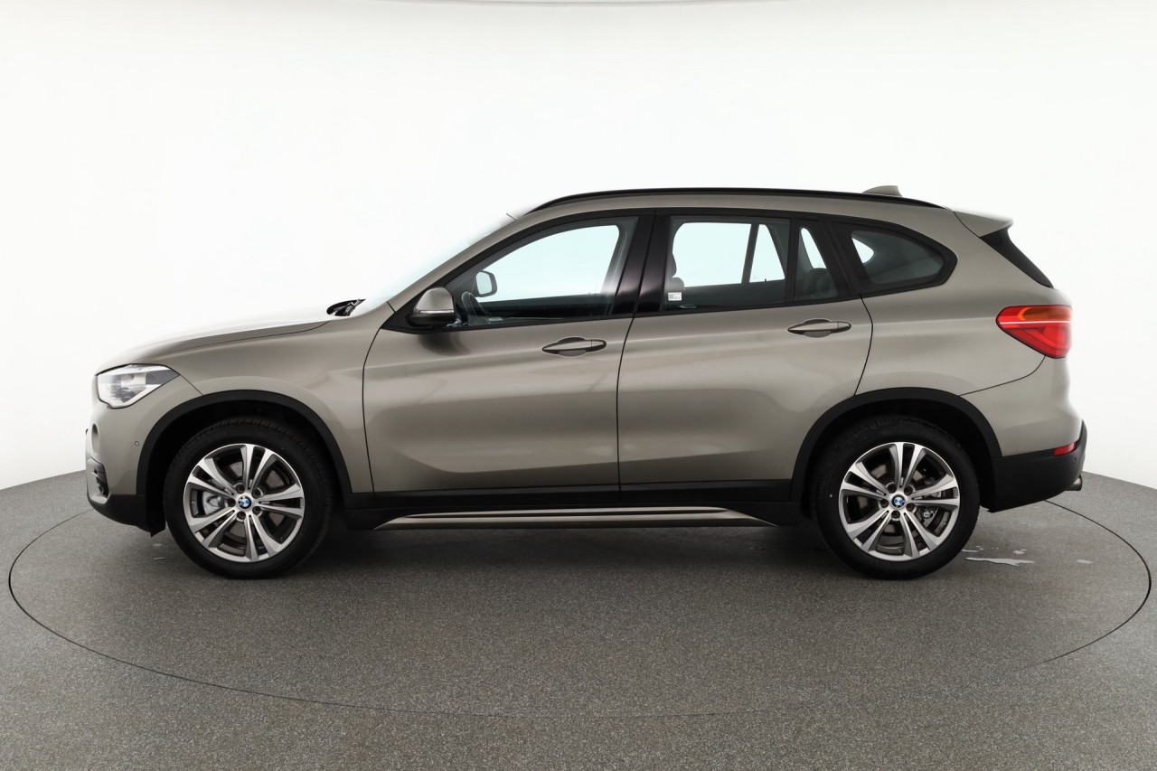 BMW X1 xDrive 20iA Sport Line