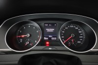 VW Passat Variant 1.5 TSI DSG Business