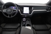 Volvo V60 B4 R Design