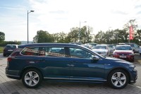 VW Passat Variant 1.5 TSI DSG R-Line