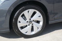 VW Golf VIII Variant 1.5 TSI DSG