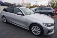 BMW 320 320i Advantage