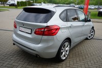 BMW 220 i Sport Line
