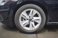 VW Golf VIII Variant 1.5 eTSI DSG