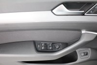 VW Passat Variant 1.5 TSI DSG Business