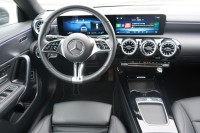 Mercedes-Benz CLA 200 Progressive