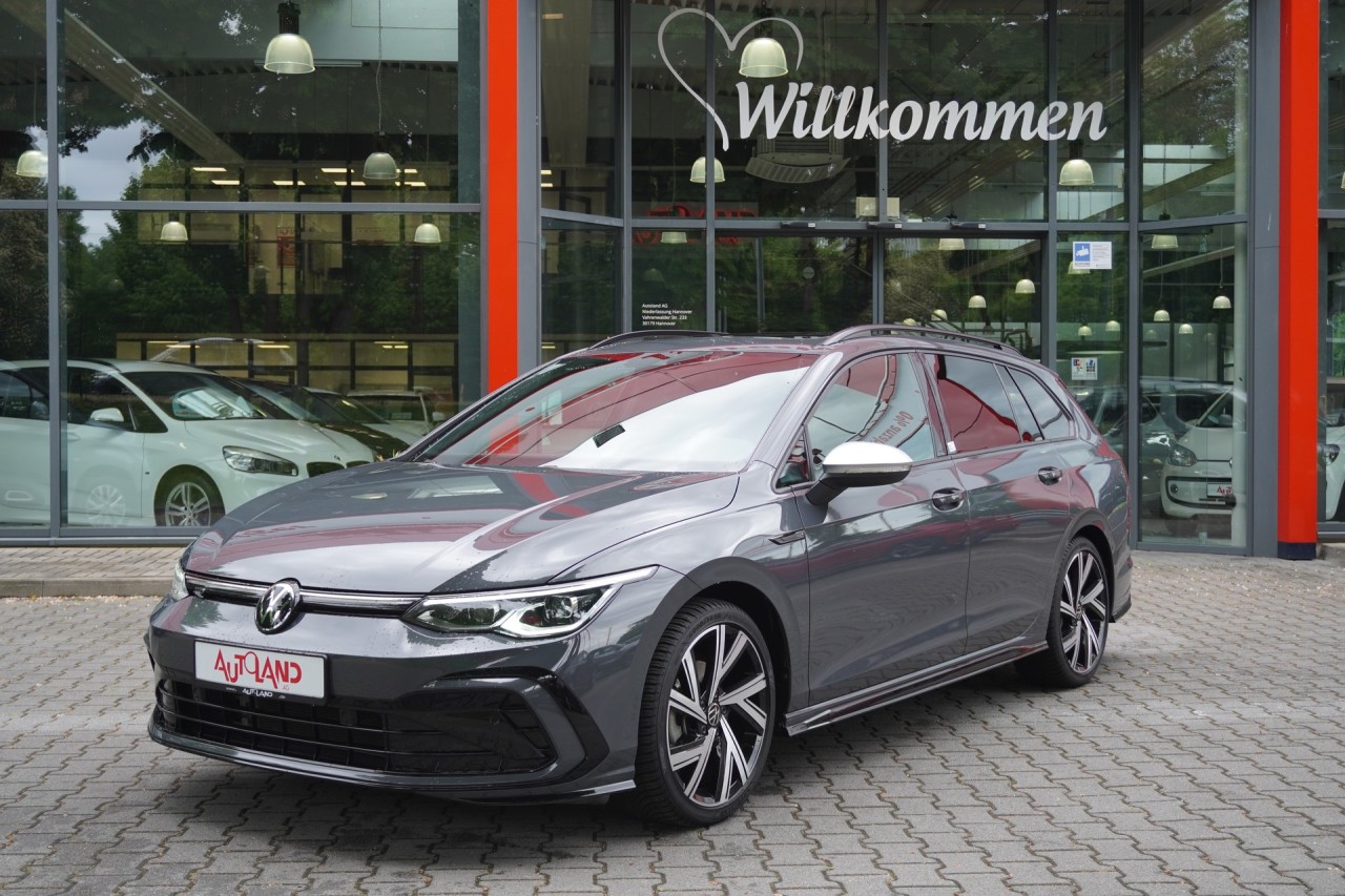 VW Golf VIII Variant R-Line eTSI