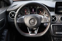 Mercedes-Benz CLA 200 AMG Line