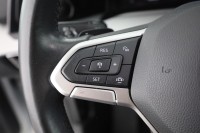 VW Golf VIII Variant 1.5 eTSI DSG