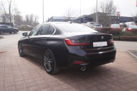 BMW 320 i Advantage