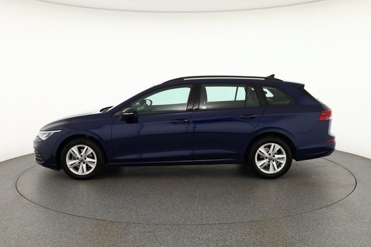 VW Golf VIII Variant 1.0 TSI