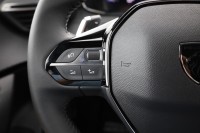 Peugeot 2008 1.2 Hybrid 136 Aut.