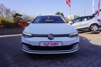 VW Golf VIII Variant Life eTSI DSG