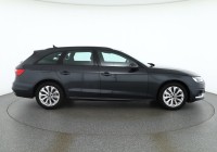Audi A4 Avant 40 TFSI advanced