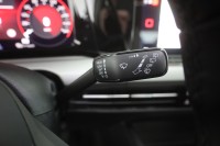VW Golf VIII Variant 1.0 eTSI DSG
