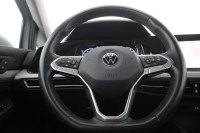 VW Golf VIII Variant Life eTSI DSG