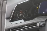 VW Golf VIII Variant 2.0 TDI DSG 2x R-Line