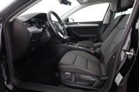 VW Passat Variant 1.5 TSI DSG Business
