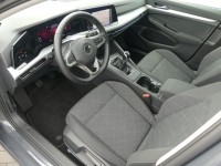 VW Golf VIII Variant 1.0