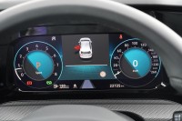 VW Golf VIII 1.5 eTSI R-Line