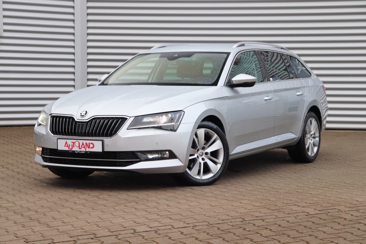 Skoda Superb Combi 2.0 TDI Style DSG