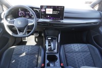 VW Golf VIII Variant R-Line DSG