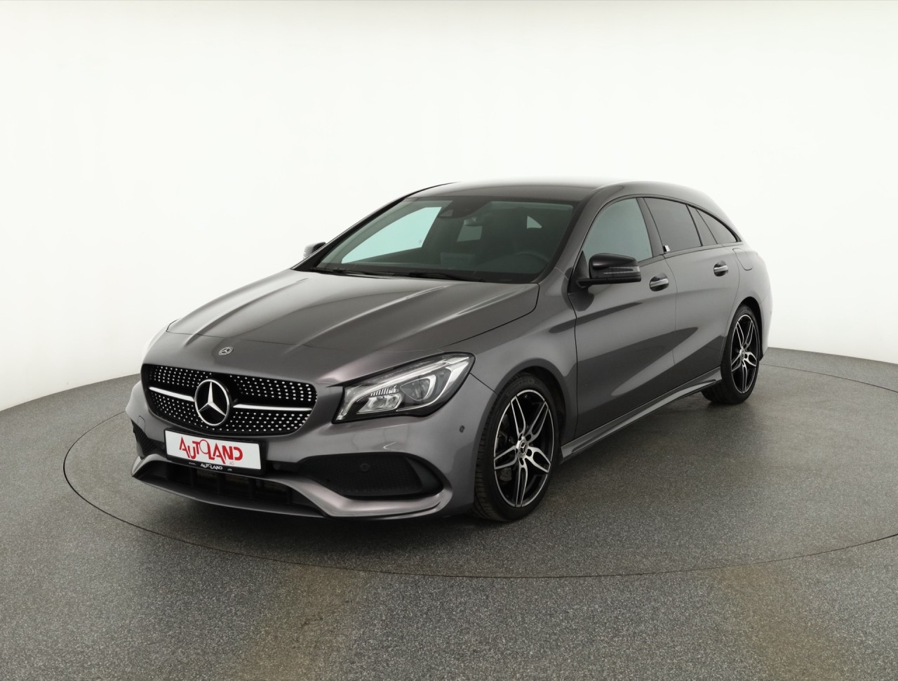 Mercedes-Benz CLA 200 Shooting Brake AMG Line
