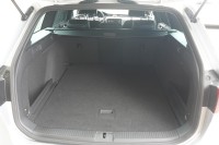 VW Passat Variant 1.5 TSI R-Line DSG