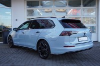 VW Golf VIII Variant 1.5 TSI R-Line