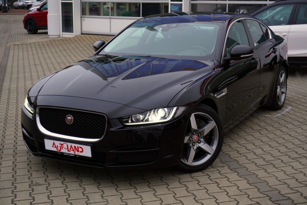 Jaguar XE Pure 20t