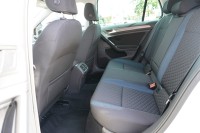 VW Golf VII 1.5 TSI Highline R-line