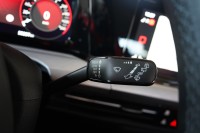 VW Golf VIII Variant 1.0