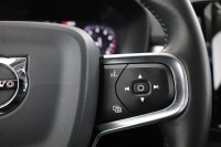 Volvo XC 40 XC40 T4 Momentum Pro