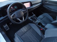 VW Golf VIII Variant 1.5 TSI R-Line